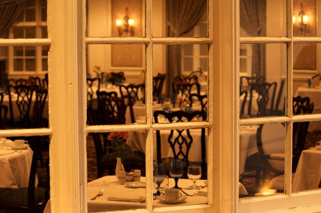 dining room, restaurant, window-103464.jpg